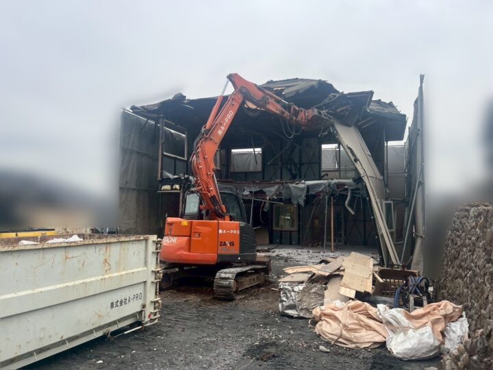 二階建て住宅解体工事の画像